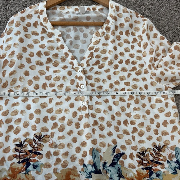 Ladies Tribal  blouse - Picture 4 of 4